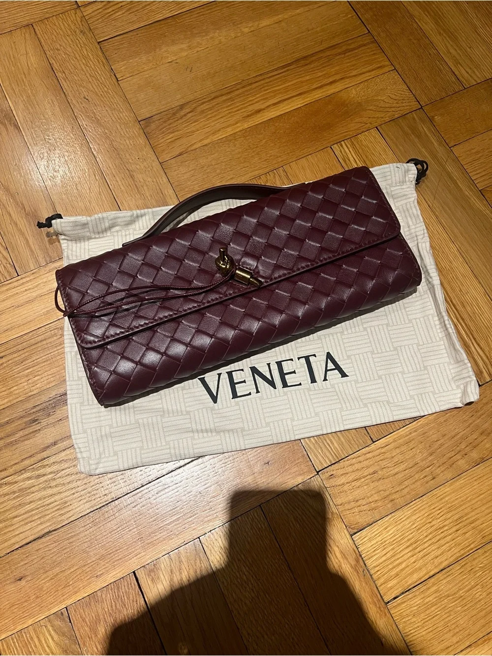 Bottega Veneta Intrecciato Andiamo Top Handle Clutch Barolo (red) Brand New